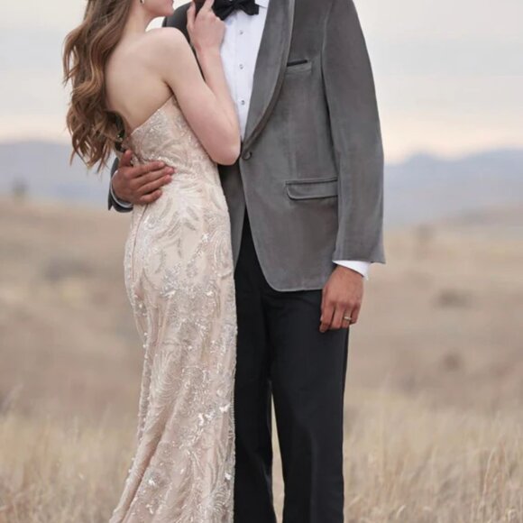 Allure Couture C584 Bridal Wedding Gown Dress sz 6 - Picture 6 of 6